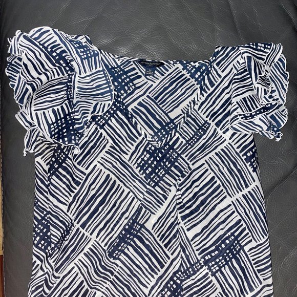 Banana Republic Tropical Floral Ruffle Blouse - Picture 13 of 16